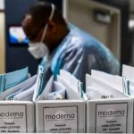 Moderna concluye la inscripción de voluntarios para prueba de su vacuna estados unidos