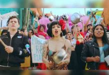 Yalitza Aparicio en el nuevo video de Mon Laferte y Guaynaa chile