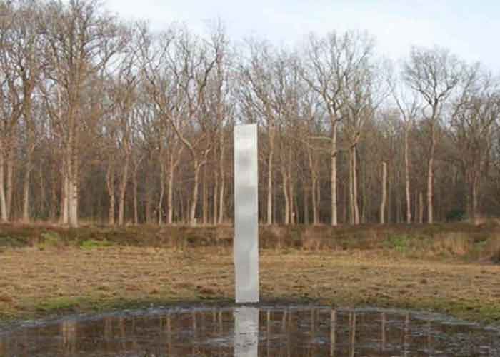 monolito-_UmzURaX holanda