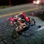 Motociclistas que iban en competencia resultan graves al estrellarse contra un microbús nicaragua