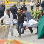 Captan momento en que matan a policía en centro comercial de México mexico