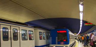 barcelona, mujer, violencia, metro,