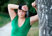 De esta forma afecta el sudor tu periodo, según la ciencia ciclos menstruales