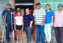 Autoridades de Nueva Guinea entregan las llaves de viviendas en Nuevo Amanecer nueva guinea