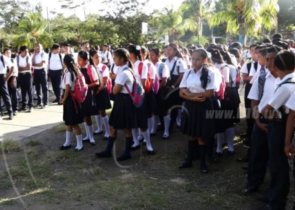 Estudiantes regresan a clases con mucho amor y entusiasmo en Ometepe ...