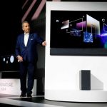 LG nada a contracorriente y presenta un televisor 4K OLED más pequeño oled48cx