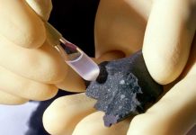 Un meteorito encierra polvo de estrellas de hace 7.000 millones de años material solido