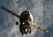 La nave espacial Soyuz MS-12 regresa a la Tierra