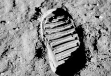 Científicos desarrollan método para extraer oxígeno del polvo lunar prototipo
