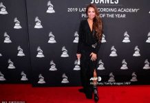 Thalía lo enseña todo en bodysuit (FOTOS) instagram