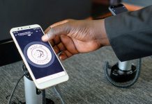 Ruanda presenta los primeros celulares ‘made in Africa’ ruanda