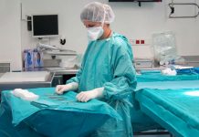 La autopsia a un fallecido revela los daños que genera el COVID-19 seguimiento