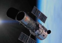 El telescopio Hubble capta una galaxia replicada doce veces imagenes