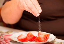 ¿Por qué la sal debilita el sistema inmunitario?