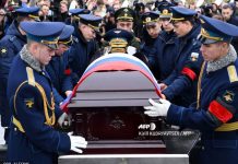 Rusia despide al primer hombre que realizó una caminata espacial astronautas