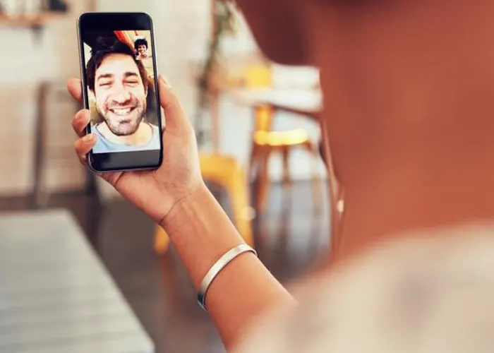 Nueva función de WhatsApp permitirá realizar videollamadas con 50 personas usuarios