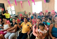 Nueva Guinea: Madres de partos múltiples reciben paquetes alimentarios nueva guinea