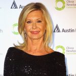 Olivia Newton-John confirma que lucha contra su tercer cáncer estados unidos