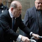 Weinstein será operado antes de su juicio por agresión sexual estados unidos
