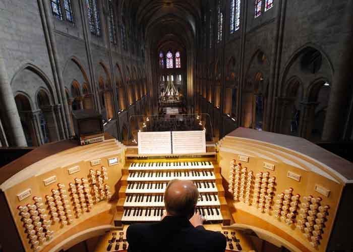 organo-notre-dame francia