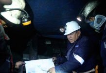 Rescatistas están a 4 metros de los mineros atrapados en Perú peru