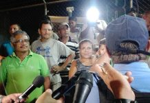 Managua: Familias protegen sucursales de Palí para evitar saqueos nicaragua