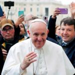Italia: Papa dona respiradores a hospitales para crisis de coronavirus roma