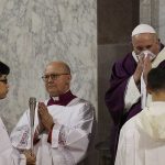 El Papa cancela una misa en Roma por una «leve indisposición» papa francisco