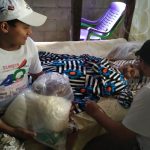 Entregan paquetes alimenticios a madres de héroes y mártires en Bonanza nicaragua