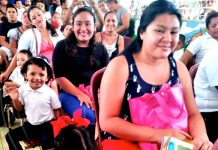 Paquetes escolares iluminan rostros de la niñez en San Rafael del Sur nicaragua