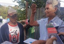 33 hogares del barrio Camilo Ortega reciben paquetes alimenticios nicaragua