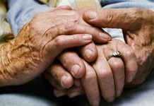 Tras 65 años juntos, pareja de viejitos mueren el mismo día estados unidos