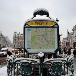 Las nevadas provocan caos en los transportes de la región de París