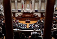 Parlamento portugués rechazó propuestas para legalizar la eutanasia portugal