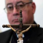 Chile: Prisión preventiva a pastor que abuso sexualmente de su hija chile