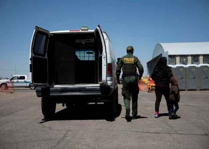 patrulla-detiene-mama-y-bebe texas