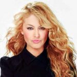 Paulina Rubio reaparece en público junto a sus dos retoños miami