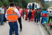 Mueren 7 miembros de un equipo de fútbol por accidente en Perú peru