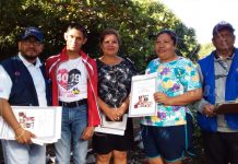 Más familias de Managua contentas al recibir sus títulos de propiedad nicaragua