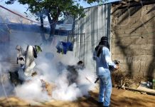 Menos casos de dengue en Managua por fumigación en barrios nicaragua