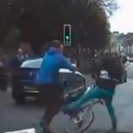 La sorprendente reacción de peatones en Londres ante un robo reaccion