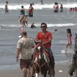 Turistas despiden las vacaciones a lo grande en Masachapa y Pochomil nicaragua