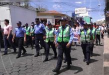 Policía Nacional marcha para promover la responsabilidad al conducir nicaragua