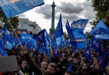 Policías franceses protestan por suicidios y condiciones laborales francia