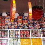 Familias adquieren la tradicional pólvora para celebrar La Gritería nicaragua