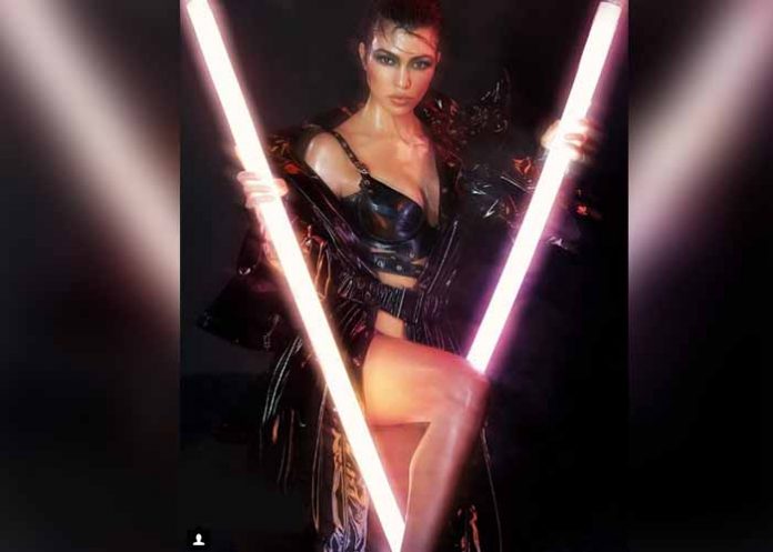 portada_6DVwXX9 Kourtney Kardashian sexy