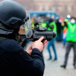 Chalecos amarillos en Francia son reprimidos en su marcha No. 20 francia