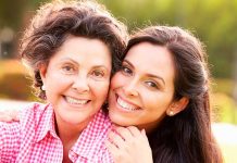 Los latinos tardan en envejecer y viven por más tiempo latinas