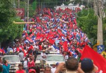 Multitudinaria caminata para exigir justicia para las víctimas del terrorismo caminata