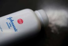 Los talcos Johnson & Johnson contienen fibras cancerígenas Johnson & Johnson